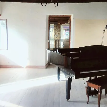 Tatil Evi Maison De Charme A Avec Vue Sur La Montagne Gan